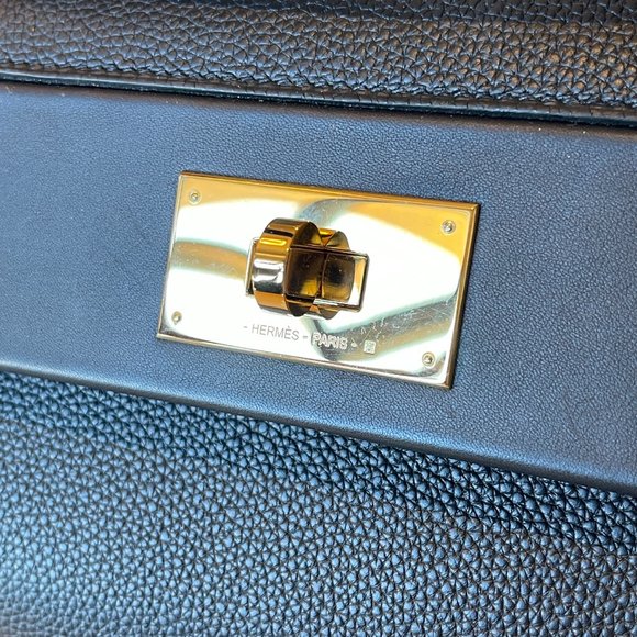 Hermes 24/24 Bag - w/Box, Dustbag etc - Full Set - Black w/ Gold Hardware - Picture 3 of 14